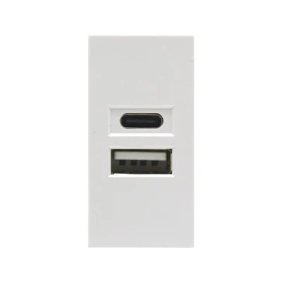 Jedan USB C punjač od 10,5 W